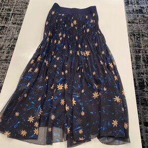 Aritzia wilfred midi skirt